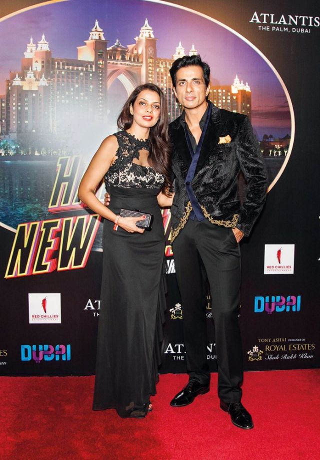 سونو سود وزوجته