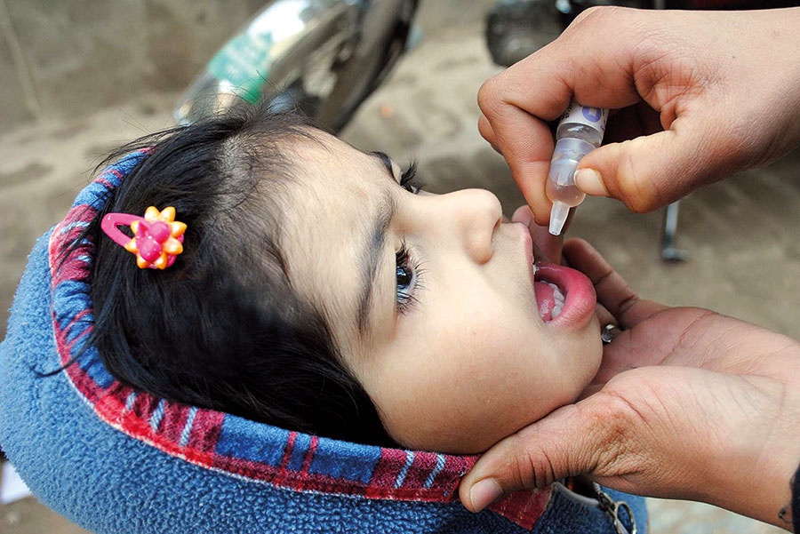 شلل الأطفال خطر يهدد المنطقة!