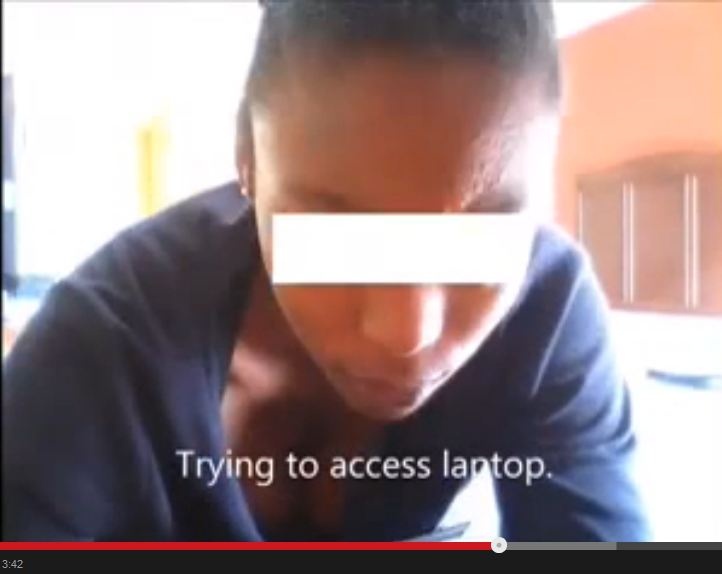 بالفيديو- إليكم ما تفعله عاملات غرف الفنادق في غيابكم!!