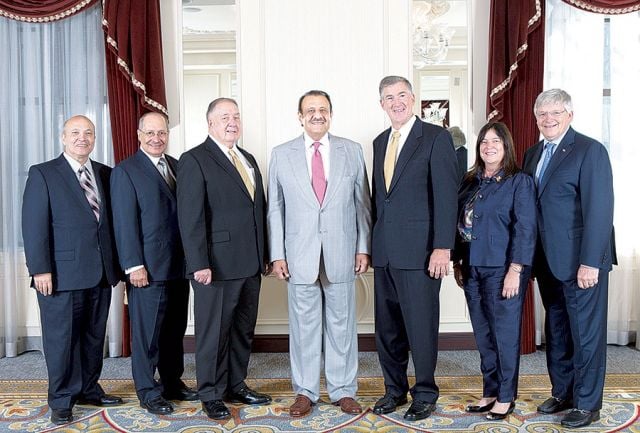 الأمير خالد بن سلطان يرأس الاجتماع السنوي لـ «مؤسسة المحيطات الحية» في نيويورك