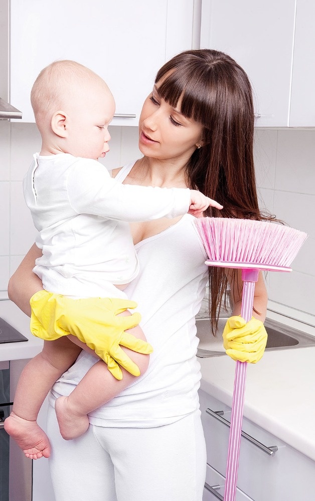 الخادمة الأجنبية ووظيفتها الملتبسة!