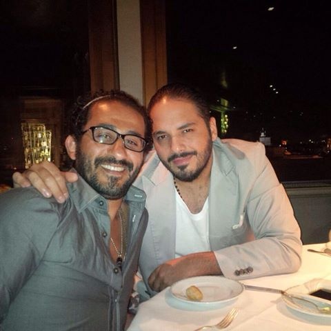 رامي عيّاش يتذكّر إصابته بالسرطان ويقول لأحمد حلمي: من تجربة أليمة لي أتمنى لصديقي الصحة الكاملة...