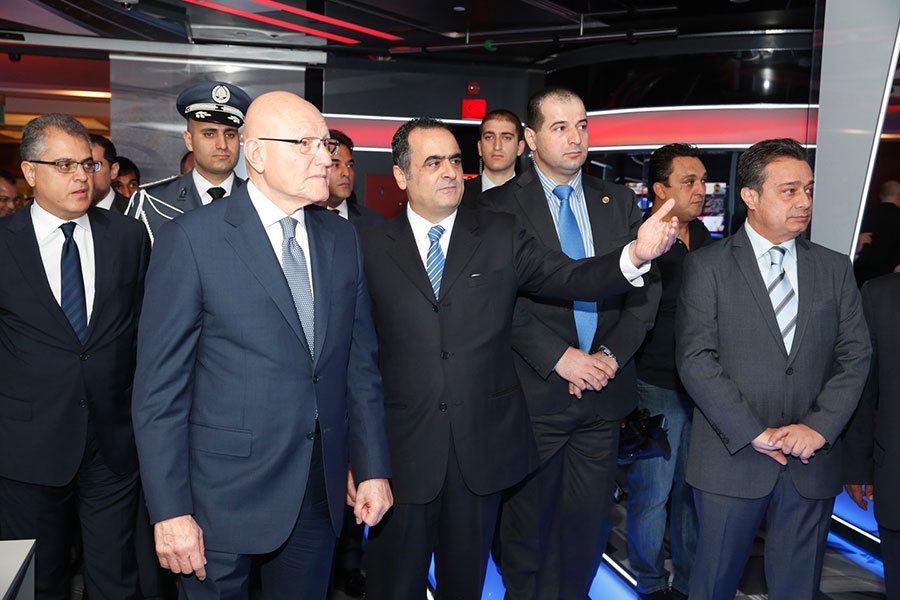 رئيس مجلس الوزراء اللبناني تمّام سلام يزور المقر الرئيسي لـ