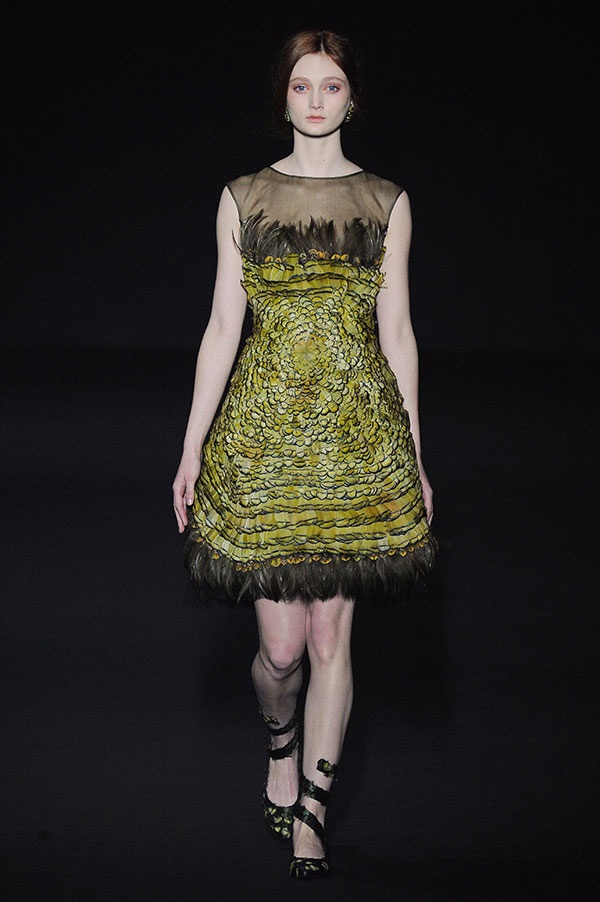 عرض Alberta Ferretti لخريف وشتاء 2014/2015 من ميلانو