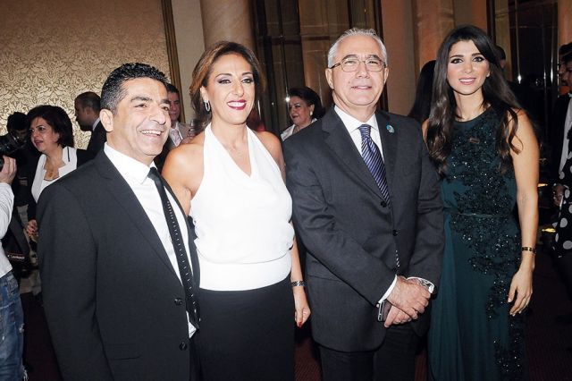 إيناس أبو عياش وعمار حوري ولينا وفادي جبران