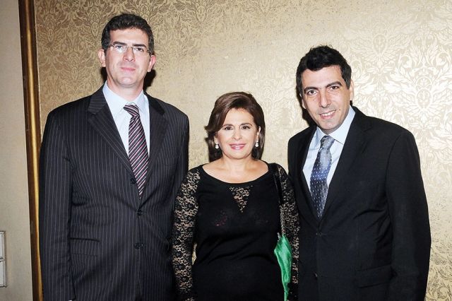 غابي حويك وريبيكا أبو ناضر وشادي مارون