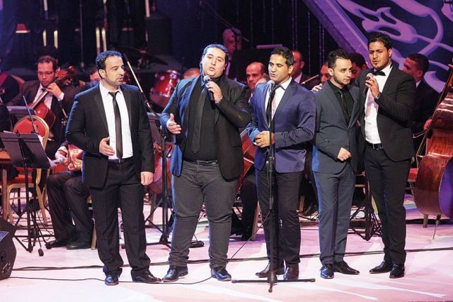 النجوم الشباب في حفل الافتتاح