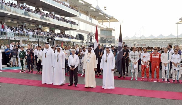 ملوك وأمراء ورؤساء يشهدون ختام سباق فورمولا 1 في أبو ظبي