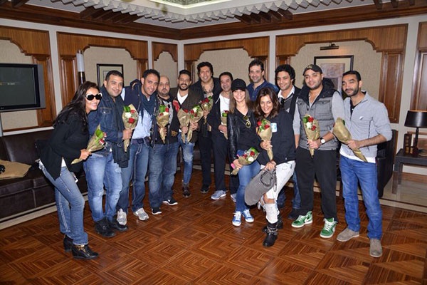 محمد حماقي يقدم تحياته للإمارات