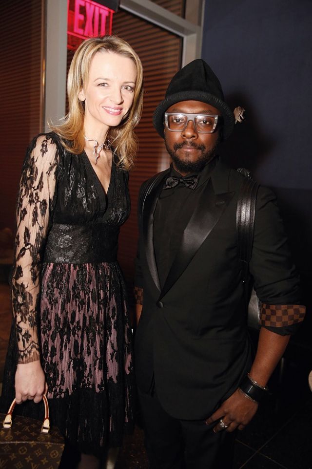 دلفين ارنو وويل  اي آم