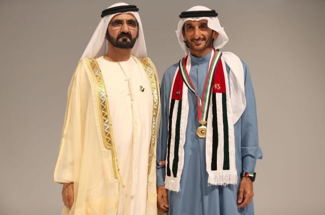 تكريم الشيخ أحمد بن محمد بن حشر المكتوم صاحب أول ميدالية ذهبية للإمارات في الأولمبياد