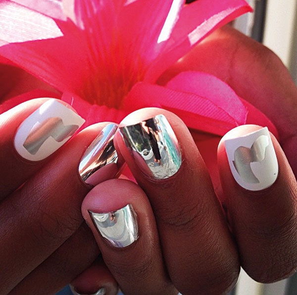 #chromenails... الأظافر المعدنيّة رائجة هذا الموسم