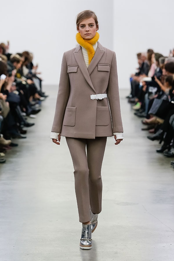 عرض Iceberg لخريف وشتاء 2014/2015