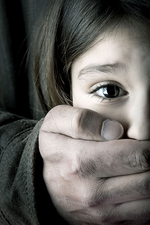 طفلة ضحية الدفاع عن شرفها!