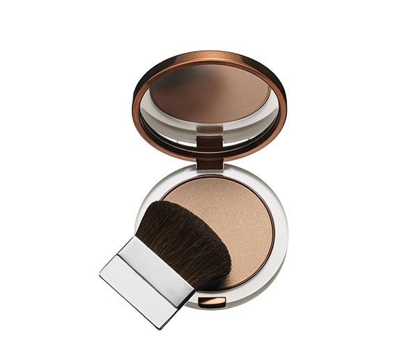 إشراق وشفافية... هذه اختياراتنا لجمالك في موسم المناسبات: جرّبناها وأحببناها