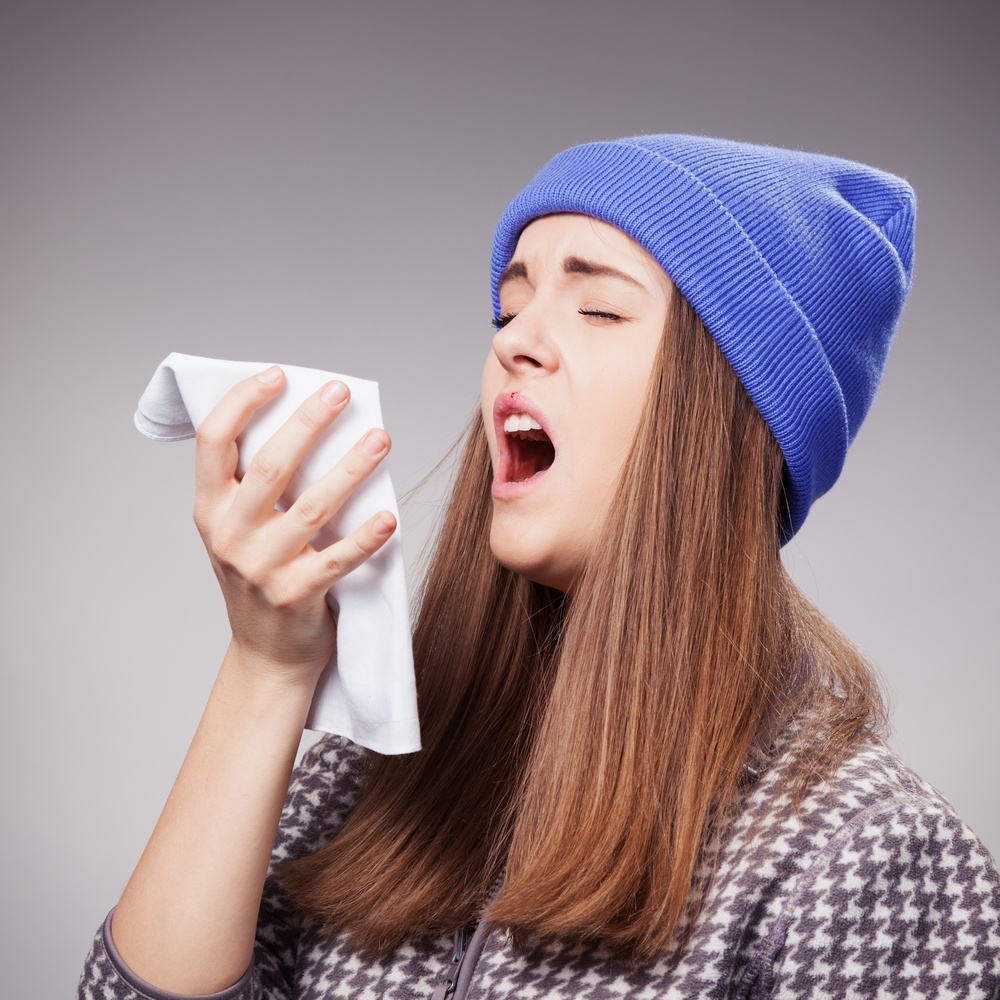 لا تكبتي عطستك وإلّا!