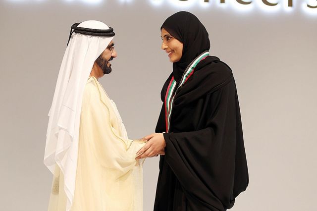 الشيخ محمد بن راشد يكرّم كريمته الشيخة ميثاء اول اماراتية تحصد ميدالية أولمبية