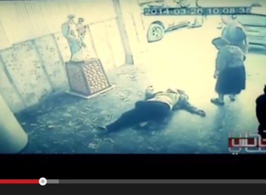 بالفيديو- قاضية لبنانية تضرب مواطنة أمام أعين الجميع