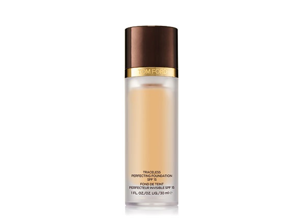 طبيعي Tom Ford Beauty Traceless Perfecting Foundation SPF 15
