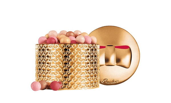 بودرة Guerlain Meteorites Perles D’Etoiles Light-Revealing Pearls of Powder
