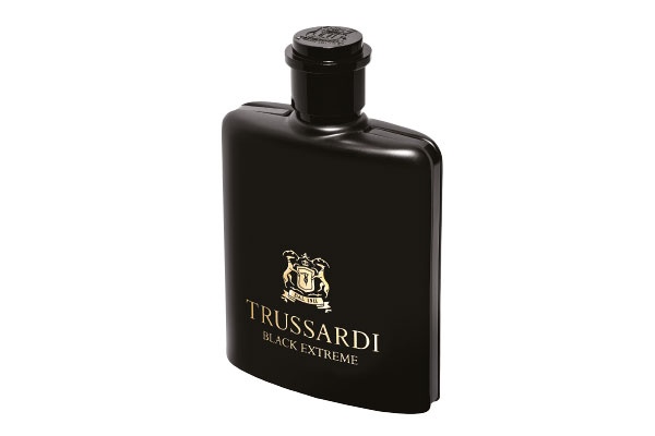 Trussardi Black Extreme نفحات فريدة وراقية
