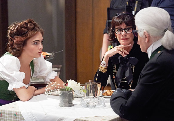 Les Métiers d’Art  Salzburg Chanel معزوفة سعادة حقيقية