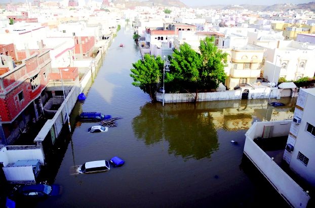 «كارثة جدة»: السجن 4 أعوام لـ«فنان سعودي».. والبراءة لـ14 متهماً!