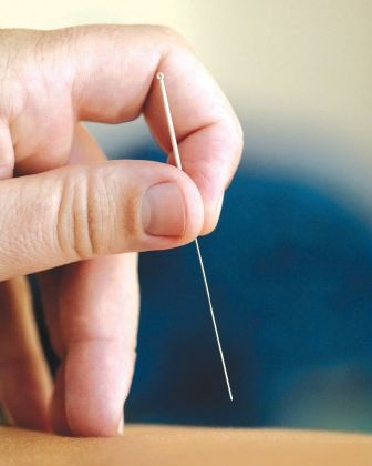 مفاجأة- أطباء يجمعون على أهمية الرقية والحجامة للمرضى