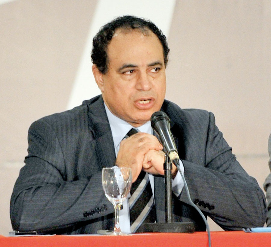 الدكتور أحمد مجاهد يكشف ملامح الدورة الجديدة لمعرض القاهرة الدولي للكتاب:
عودة الضيوف من المثقفين العرب والأجانب