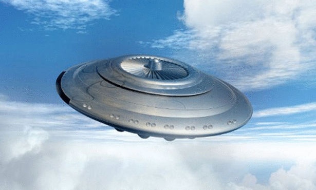 أخيراً كشف سر الأطباق الطائرة: وكالة الاستخبارات الأمريكية تعترف! هل هي فعلاً مخلوقات فضائية؟