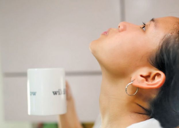 سوس وعسل ولوز وصعتر لوقف السعال