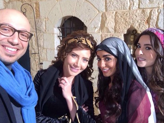 سلافة معمار وديما الجندي وسارة أبي كنعان