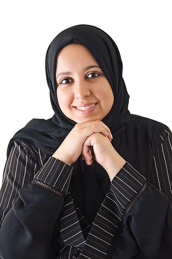 اليمنية نجاة العديني