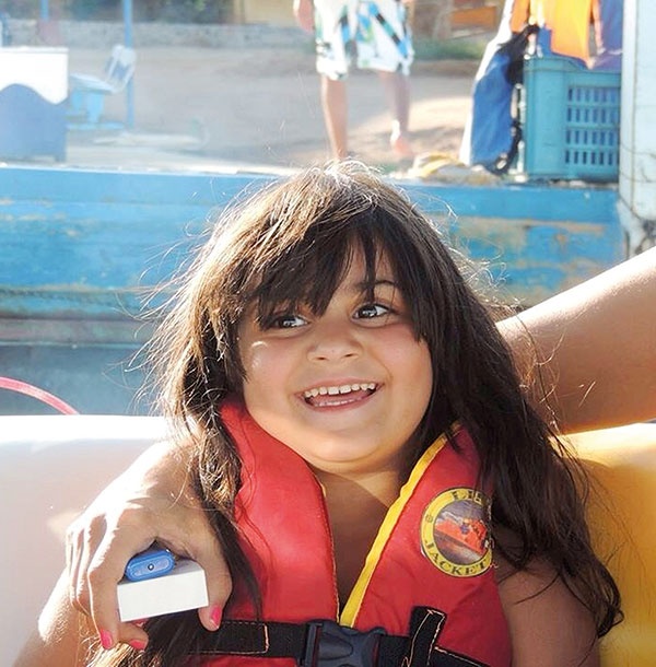 ذئبان وضحية لم تتجاوز خمس سنوات فشلا في اغتصابها فألقيا بها من الطابق الحادي عشر