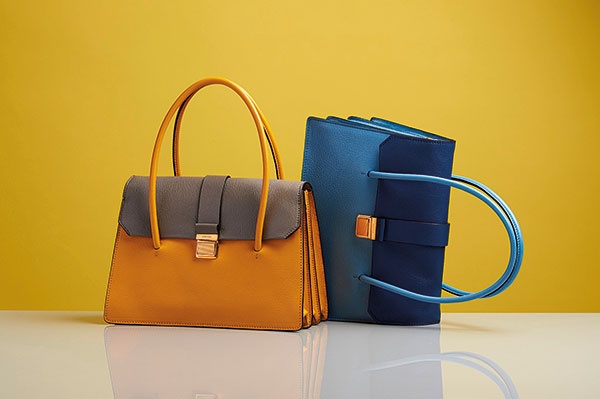 تريدين حقيبة عملية وعصرية إختاري Madras من miu miu