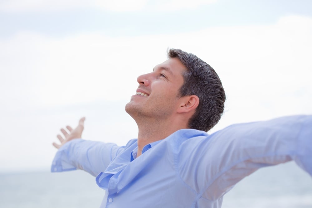 عمل لدقيقتين وحصل على ألف دولار!