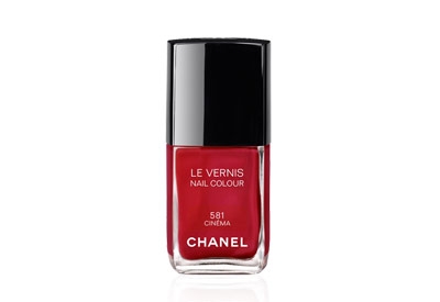 Chanel Le Vernis Nail Colour in Cinema