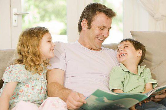 مشاركة الزوج في تربية الأطفال