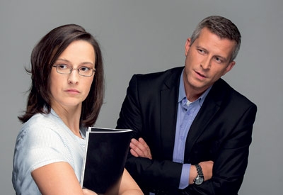 في إعلانات بعض الوظائف: تمييز ضد المرأة اسمه 'للرجال فقط'