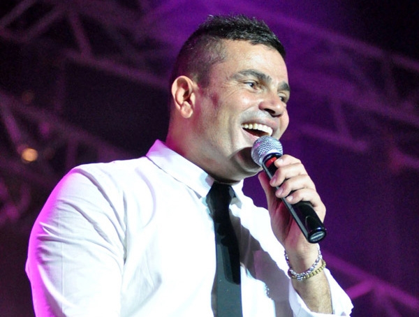 عمرو دياب: أعتذر عن إطلاق أغنية 'جرالي إيه' في هذا التوقيت