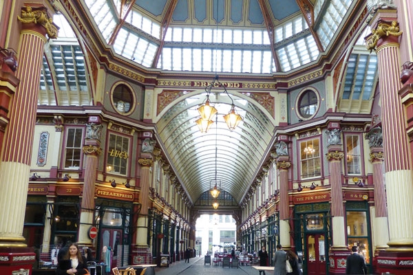 أسواق الأنتيك في العالم 