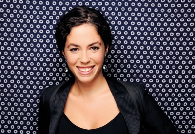 مبتكرة عطر Noble Leather لإيف سان لوران جولي ماسيه...