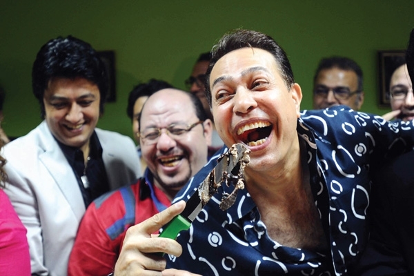 حكيم يحتفل بالبرنامج