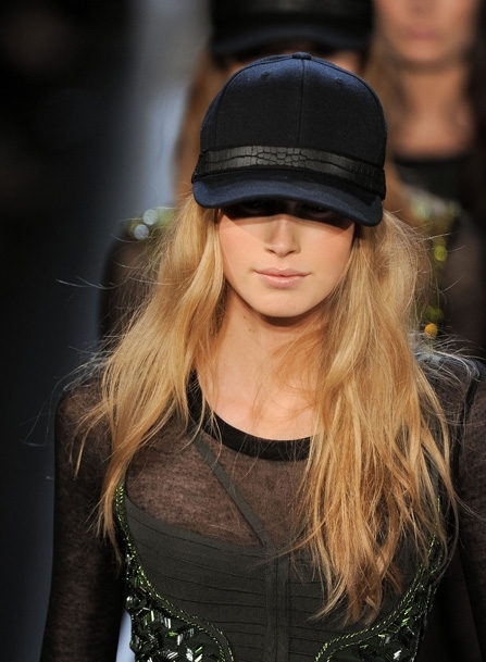 Laurent Philippon في عرض Herve Leger