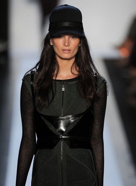 Laurent Philippon في عرض Herve Leger