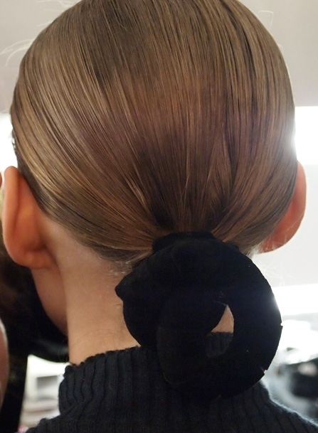 Odile Gilbert في عرض Monique Lhuillier