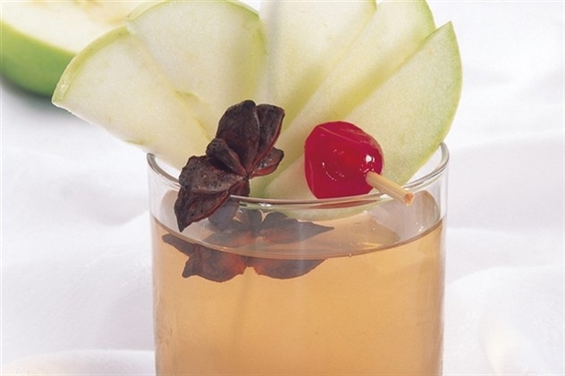 شراب اليانسون الآسيوي بالتفاح الأخضر