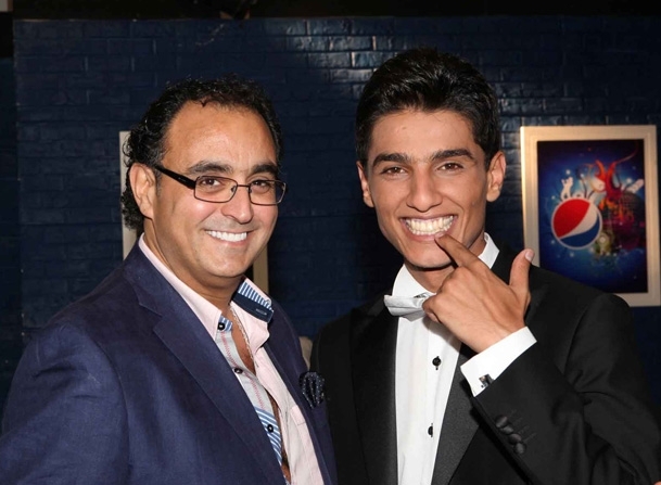 مع الدكتور محمد أنشاطي