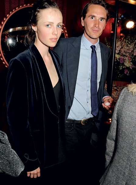 ادي كامبل واوتيس فري