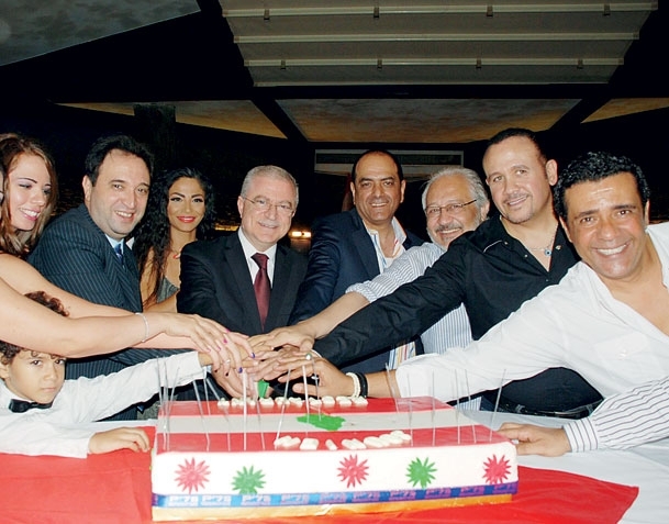 السفير اللبناني وأسامة الشاهد وفادي ودوللي وخالد زكي وهشام عباس وشريف خير الله